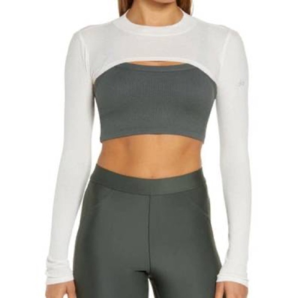 Alo Yoga thrill seeker shrug